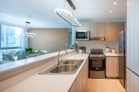 2 TO 3-BEDROOM APARTMENTS — FROM $155,185 IN EN EDISON PARK, Edison Park 